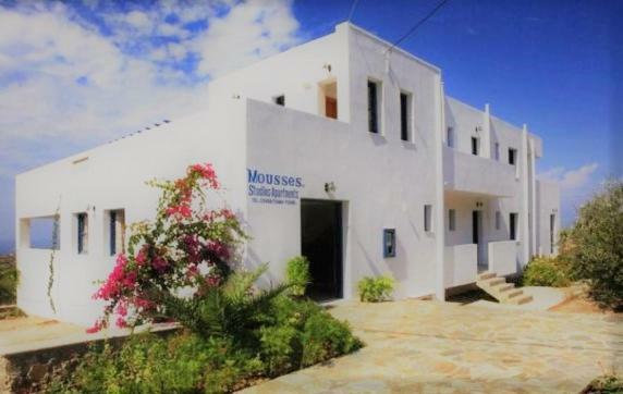 Mousses & Hotel apartamentowy Lefkos (Karpathos)